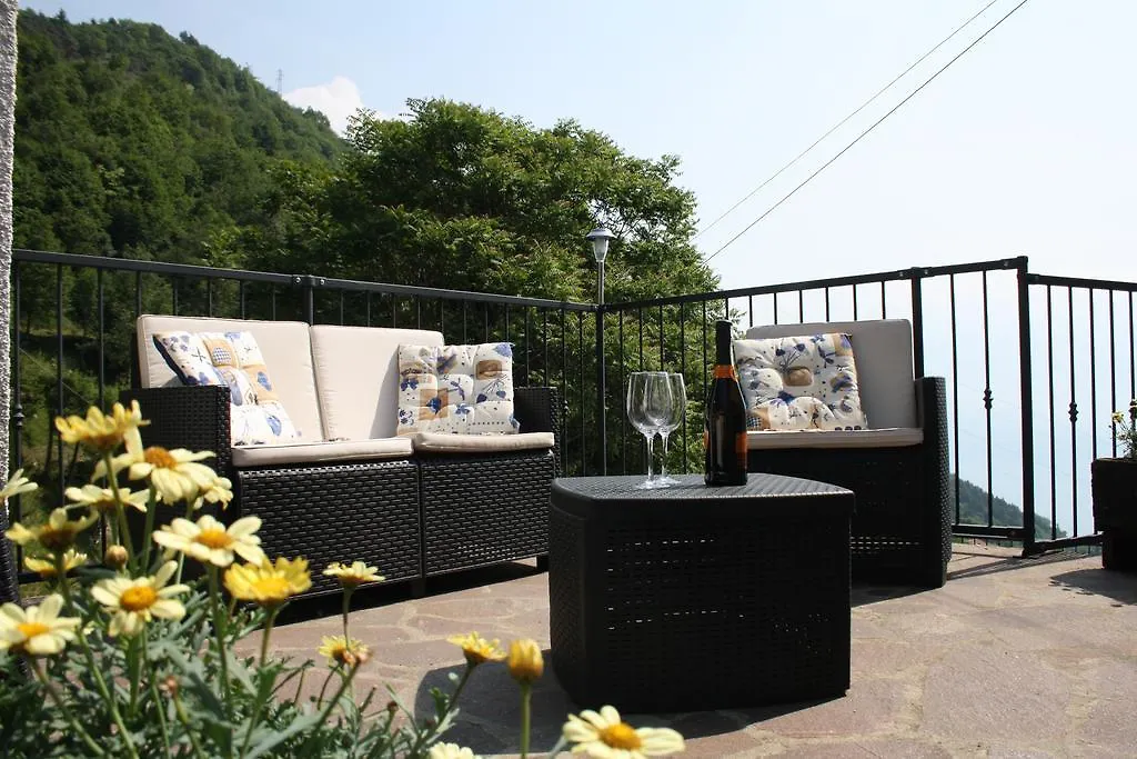 Ca Vecia Hotel Gargnano 2*,  Italy