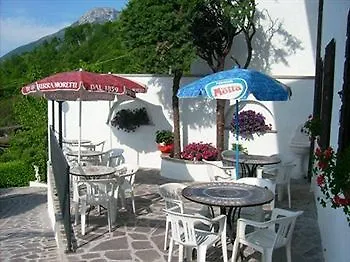Hotel Ca Vecia Gargnano 2*,