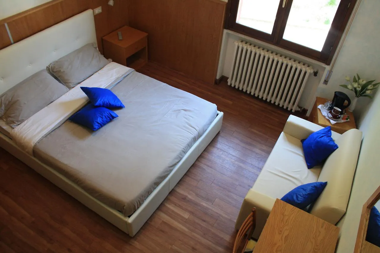 Ca Vecia Hotel Gargnano Italy
